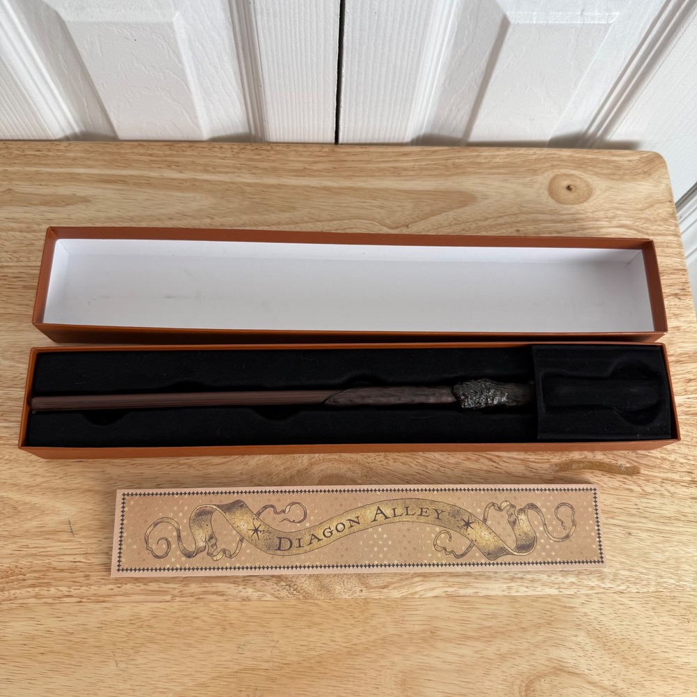 Universal Studios Harry‎ Potter Wand OS Brown Diagon Alley Wizarding World Prop - Picture 7 of 11